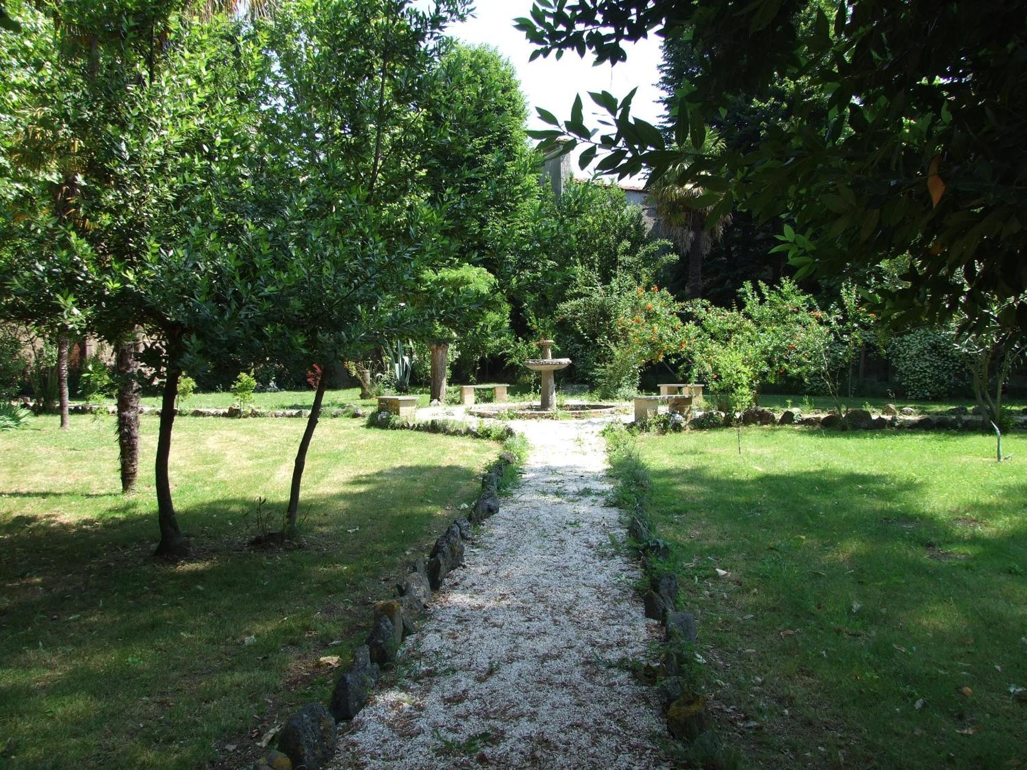 Antico Borgo La Commenda Aparthotel Montefiascone Exterior photo