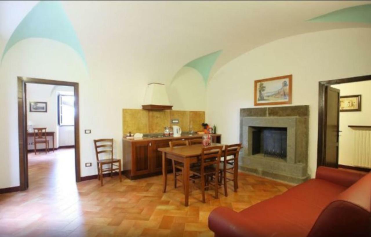 Antico Borgo La Commenda Aparthotel Montefiascone Exterior photo